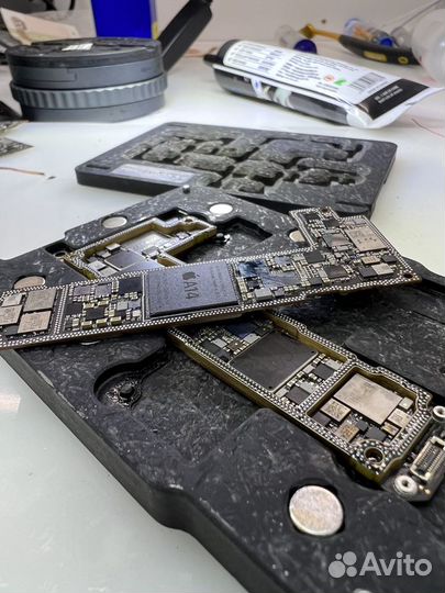 Сложный ремонт iPhone, Samsung, Xiaomi, Huawei