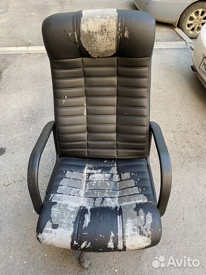 Кресло офисное Атлант Б/У