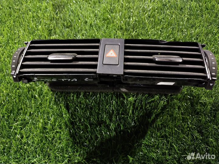 Дефлектор воздушный Volkswagen Jetta (NF) VI