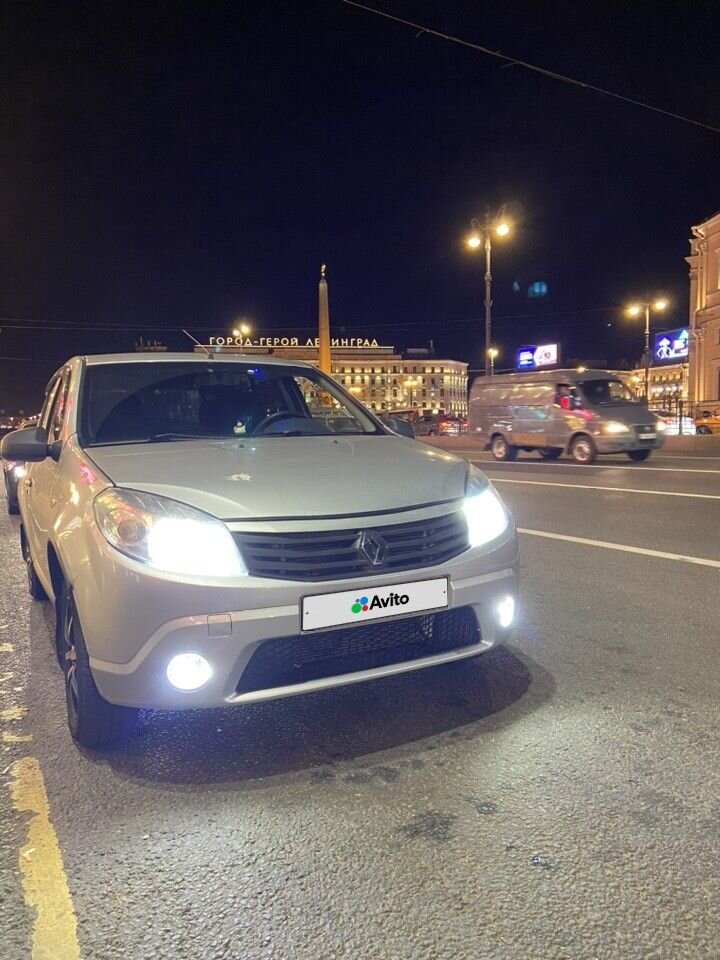 Renault Sandero: фото владельца