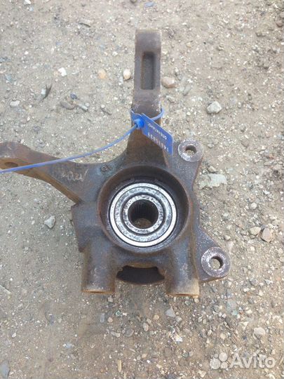 Кулак поворотный левый Hyundai Tucson, I