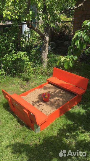 Детская песочница с крышкой