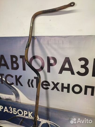 Задний стабилизатор Hyundai Elantra