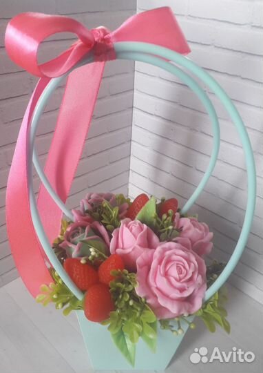 Композиция из мыла ручной работы в сумочке