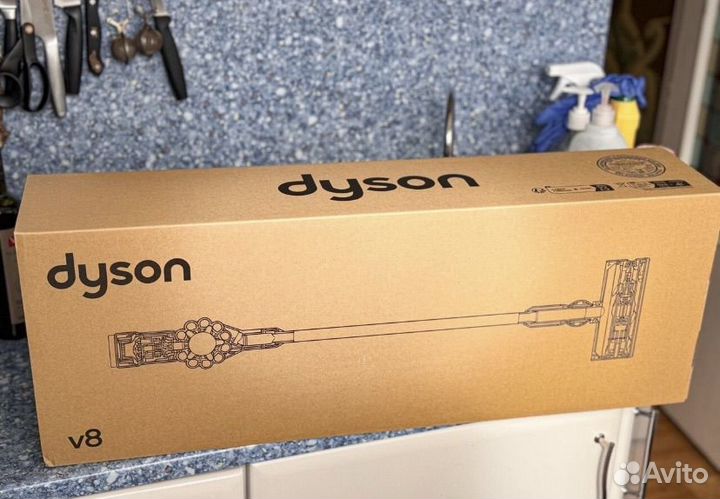 Пылесос Dyson V8