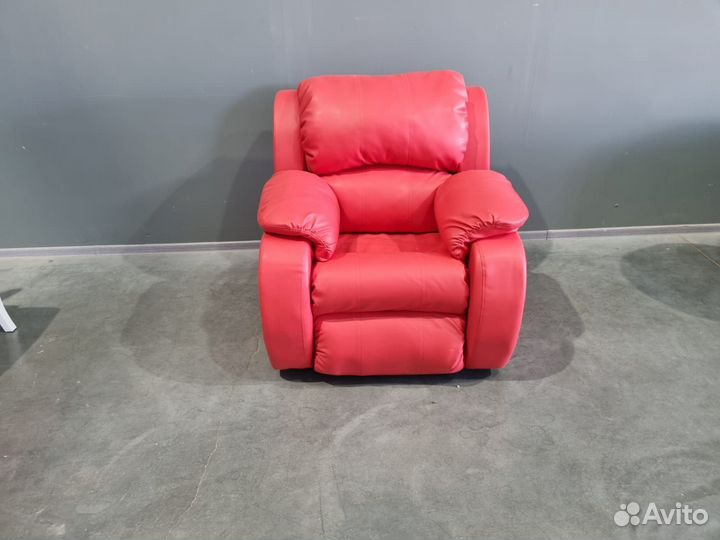 Кресло с реклайнером