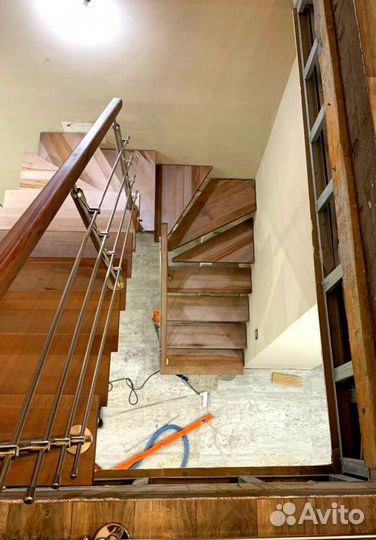 Обшивка ступеней Дубом