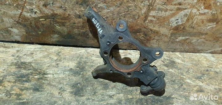 Кулак поворотный передний правый Kia Sportage 201