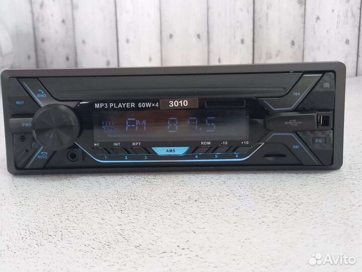 Автомагнитола с bluetooth