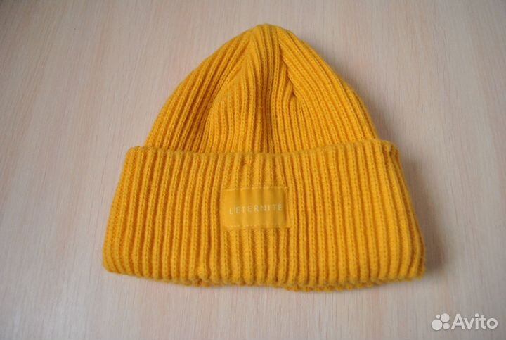 Шапка желтая H&M leternite