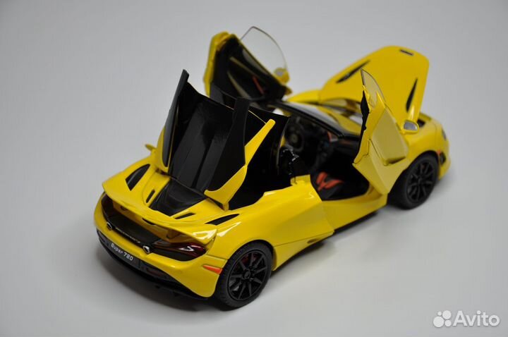 Модель автомобиля McLaren 720S кабриолет металл