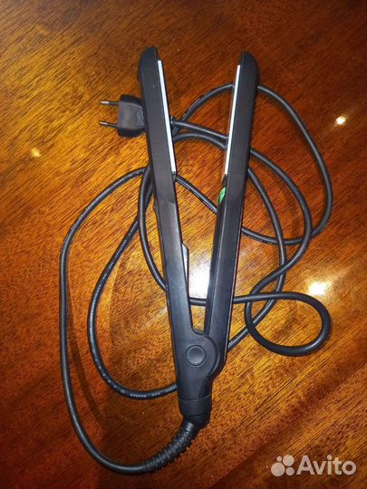 Выпрямитель утюжок для волос