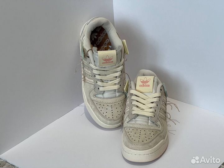 Кроссовки женские Adidas Forum 84 Off White