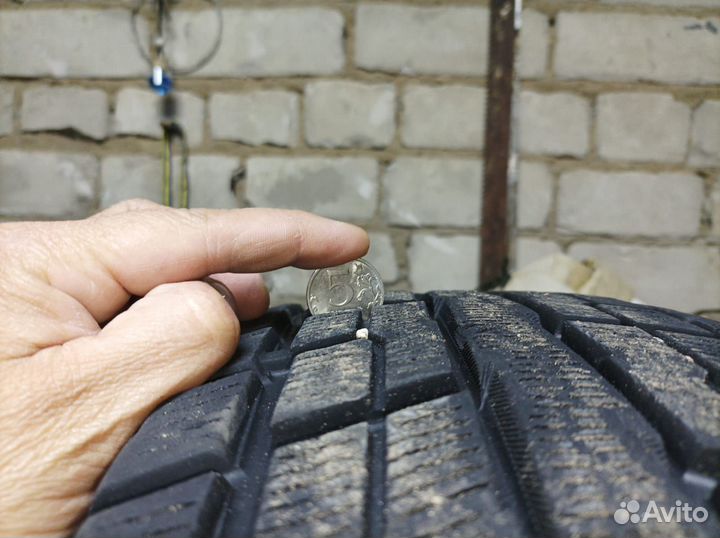 Yokohama Geolandar I/T-S G073 215/70 R16