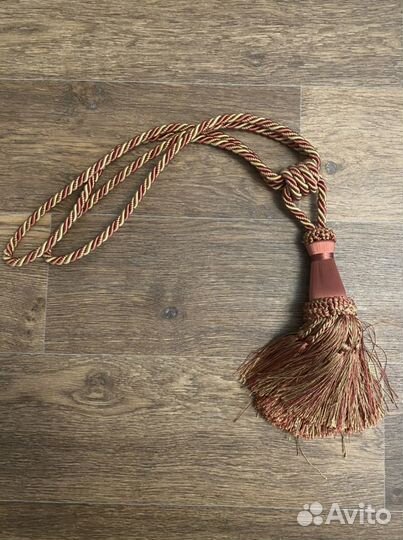 Кисть подхватная для штор