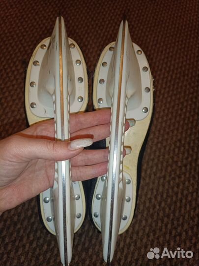 Хоккейные коньки bauer
