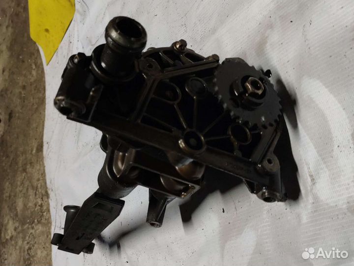 Масляный насос Порше Каен 4.5