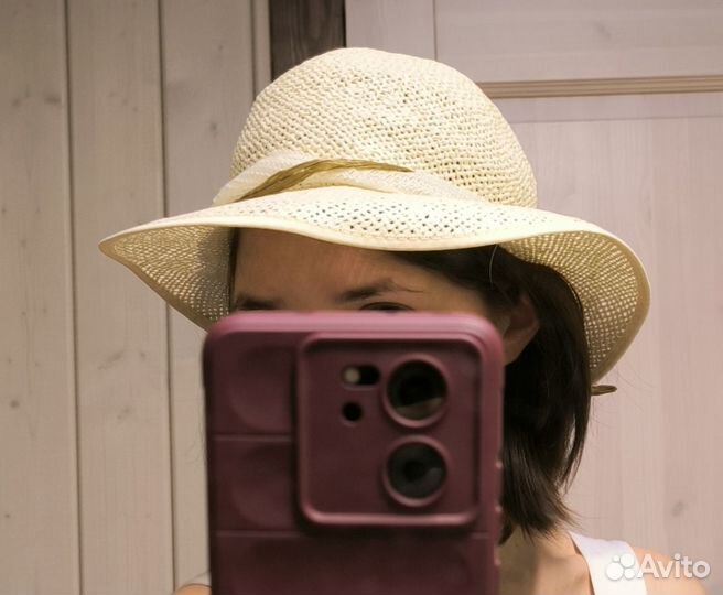 Соломенная шляпа жен., 56 размер, поля неширокие