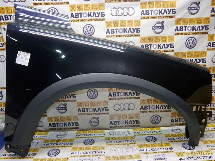 Крыло переднее правое Вольво XC90 Черный