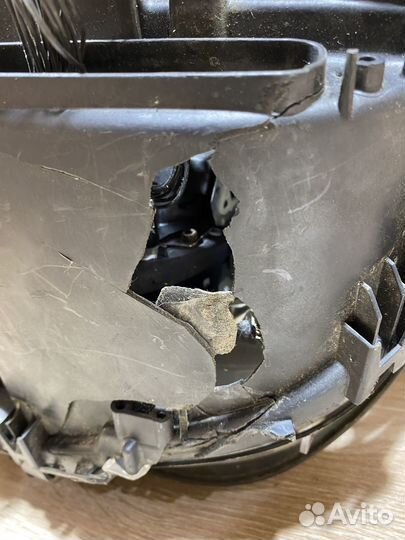 Фара передняя правая BMW 7 F01, F02 дорест 142403