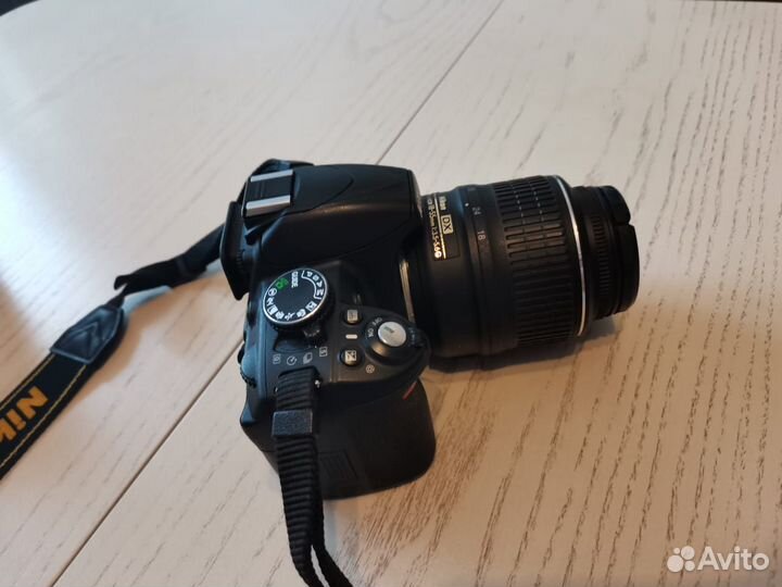 Зеркальный фотоаппарат Nicon D3100