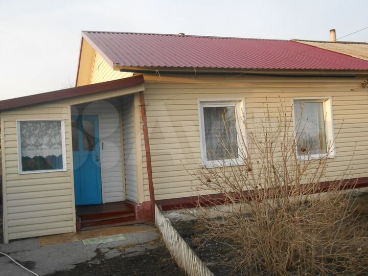 3-к. квартира, 50 м², 1/1 эт.