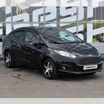 Ford Fiesta 1.6 MT, 2015, 71 818 км, с пробегом, цена 1 019 000 руб.