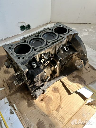 Блок двигателя шорт блок M274
