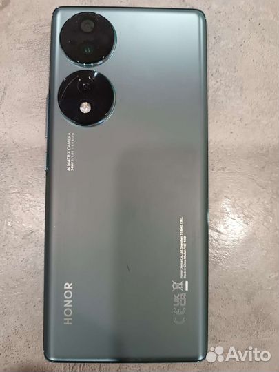 Телефон honor70