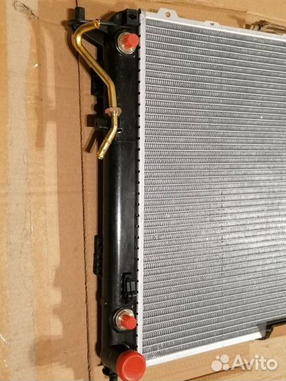 Радиатор двс пластинчатый Kia Sorento 2 2009-2014