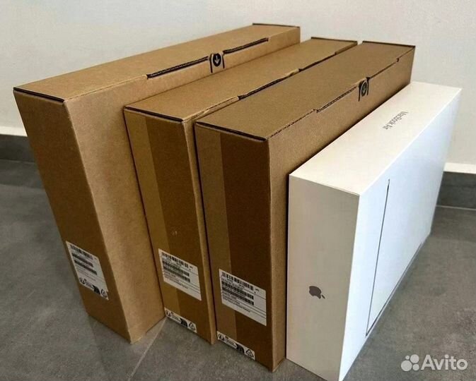 Macbook Air 15 m2 8гб 512гб Рст, ндс