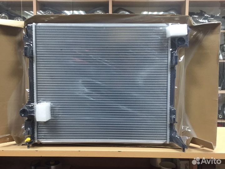 Радиатор охлаждения Ниссан Кашкай/Nissan Qashqai