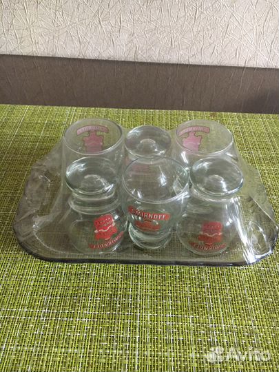 Набор водочных стопок с подносом