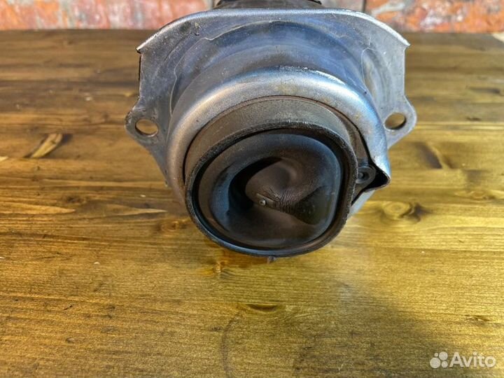 Подушка двигателя Bmw X5 E70 N52B30 AF 2008