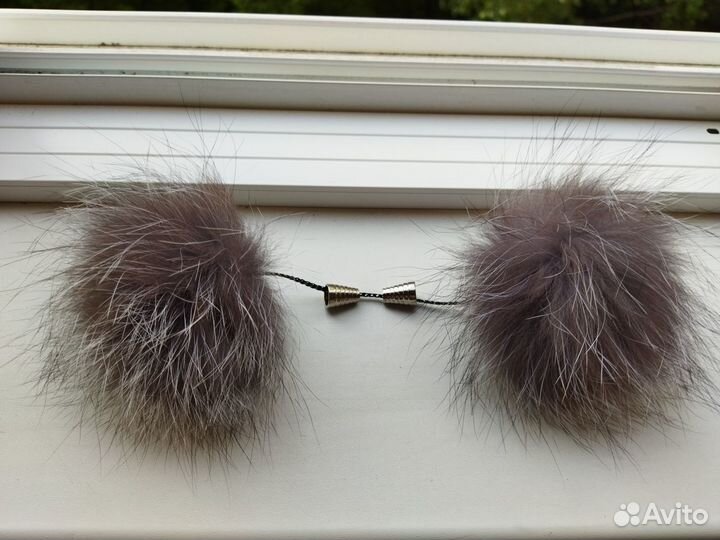Меховые помпоны