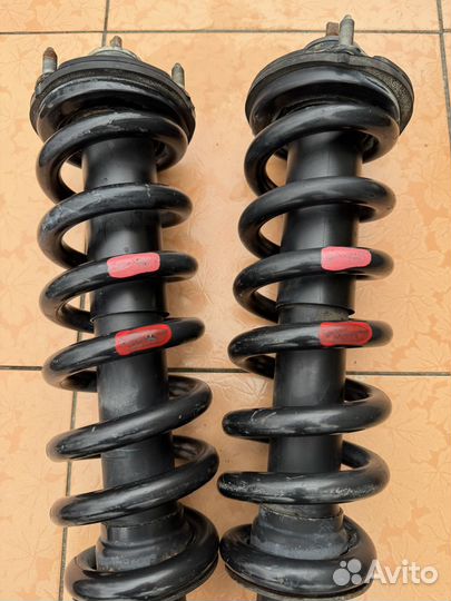 Стойка передняя Toyota Land Cruiser Prado 150