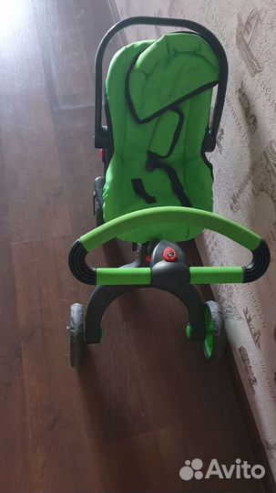 Коляска для кукол