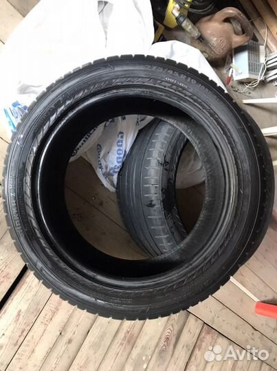 Nokian Tyres eNTYRE 275/45 R19