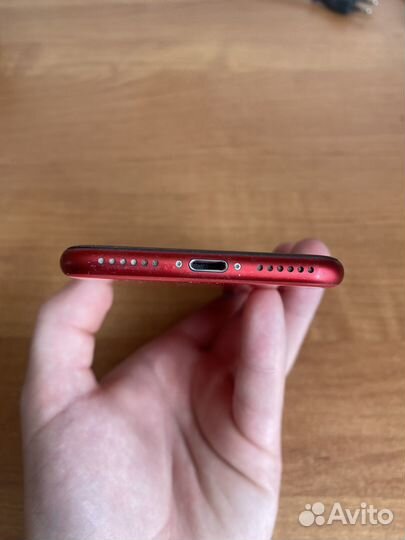 iPhone SE (2020), 64 ГБ