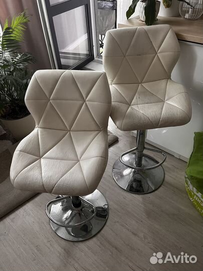 Барный стул