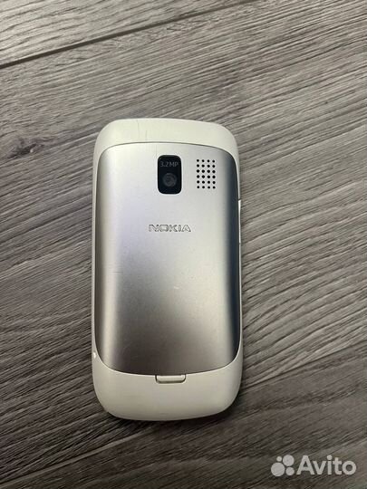Nokia Asha 302