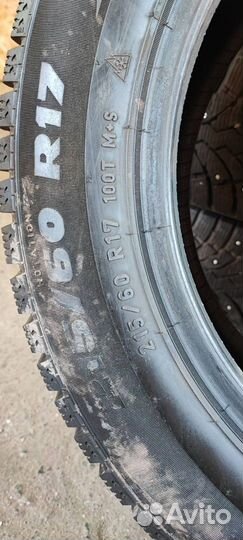 Pirelli Formula Ice 215/60 R17