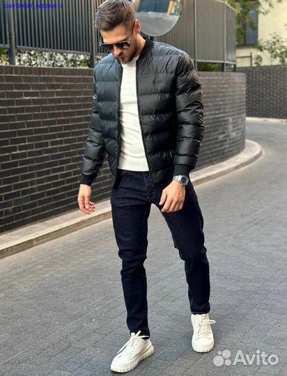 Мужской бомбер от Armani: классика и стиль