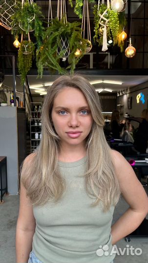 Модель на сложное окрашивание, укладку