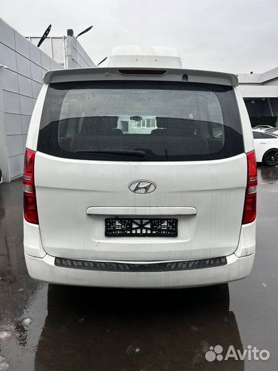 Hyundai Grand Starex 2.5 AT, 2011, 146 300 км