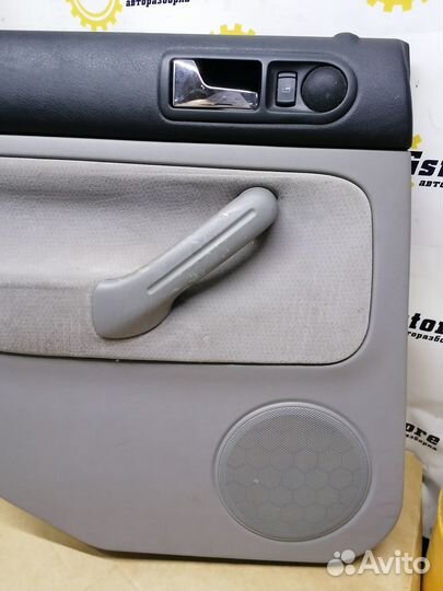 Обшивка двери левая задняя Volkswagen Golf 4