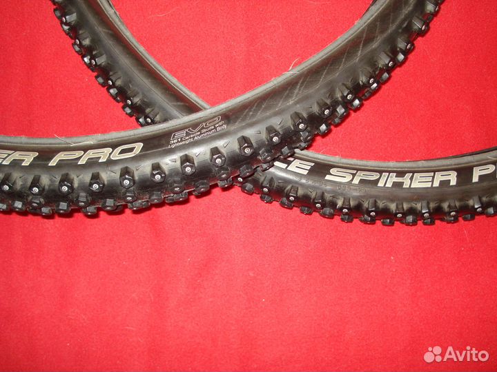 Покрышки зимние шипованные Schwalbe и шипы к ним