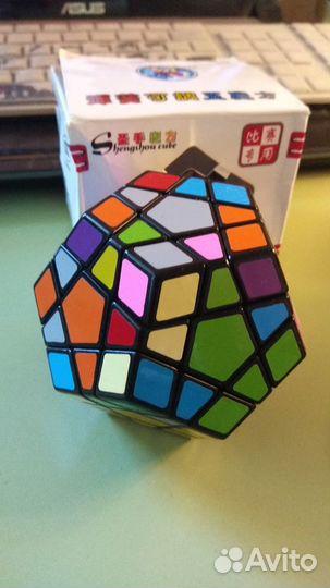 Мегаминкс (головоломка)