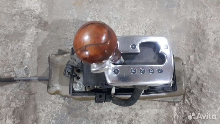 Селектор АКПП ауди А8 Д3 в сборе