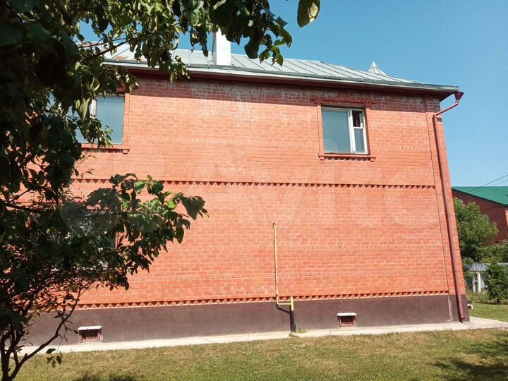 Коттедж 200 м² на участке 14,4 сот.